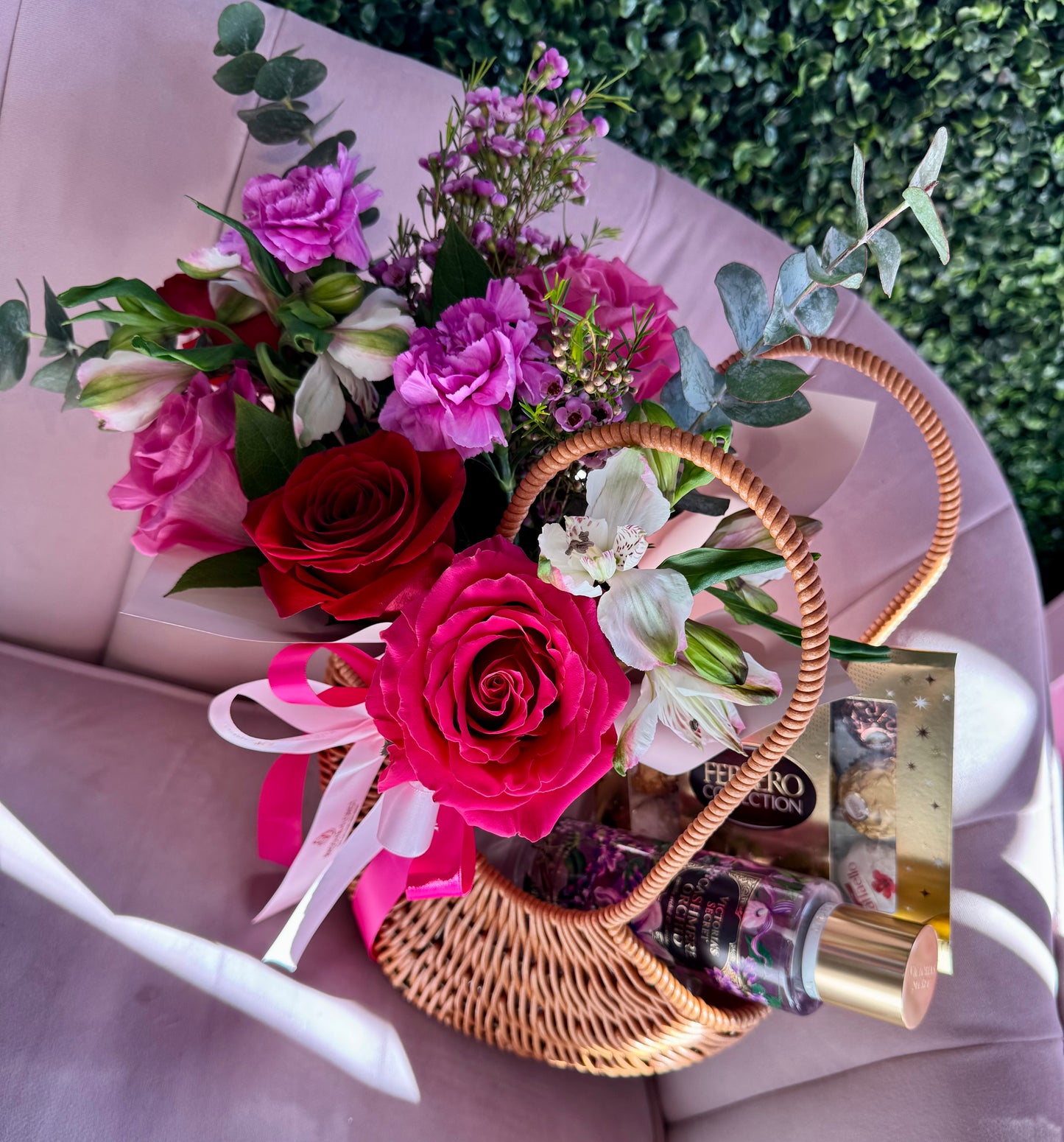 Chic Blooms