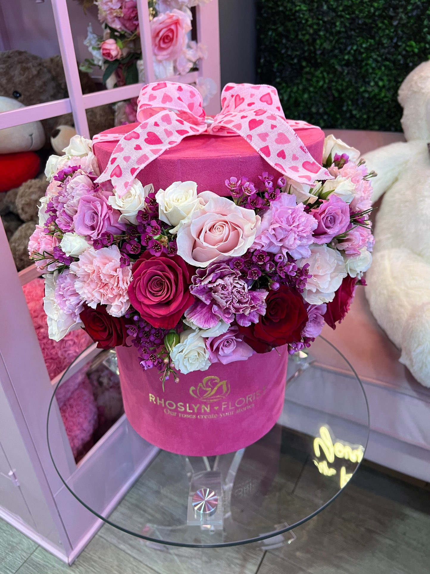 Hey- Gorgeous