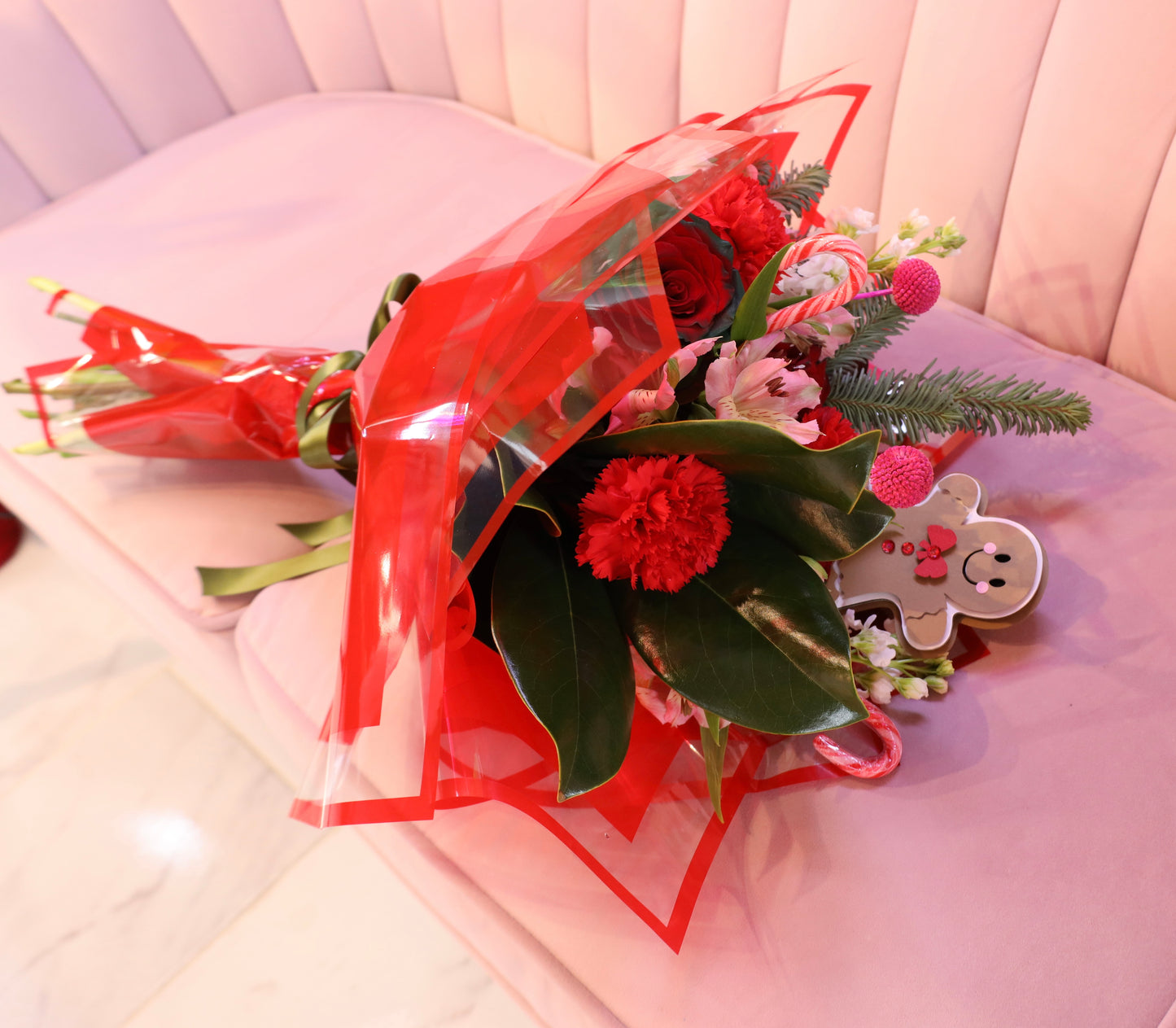 Gingerbread Cheer Christmas Bouquet