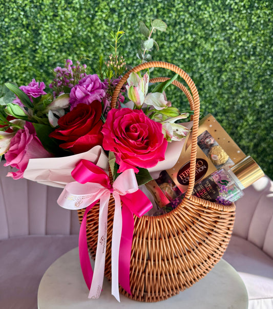 Chic Blooms