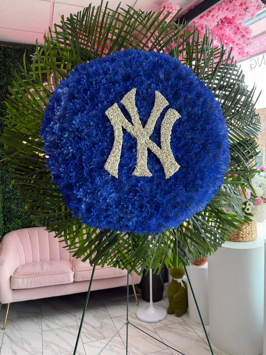 New York Yankees Tribute Standing Spray