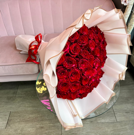 Red Premium Long Stem Roses Pink Wrap