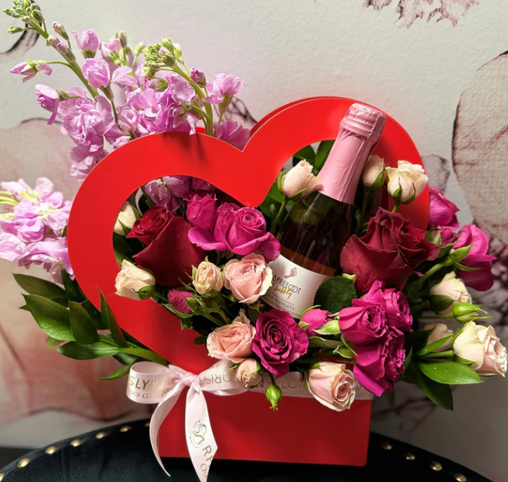 Floral bags and floral hearts